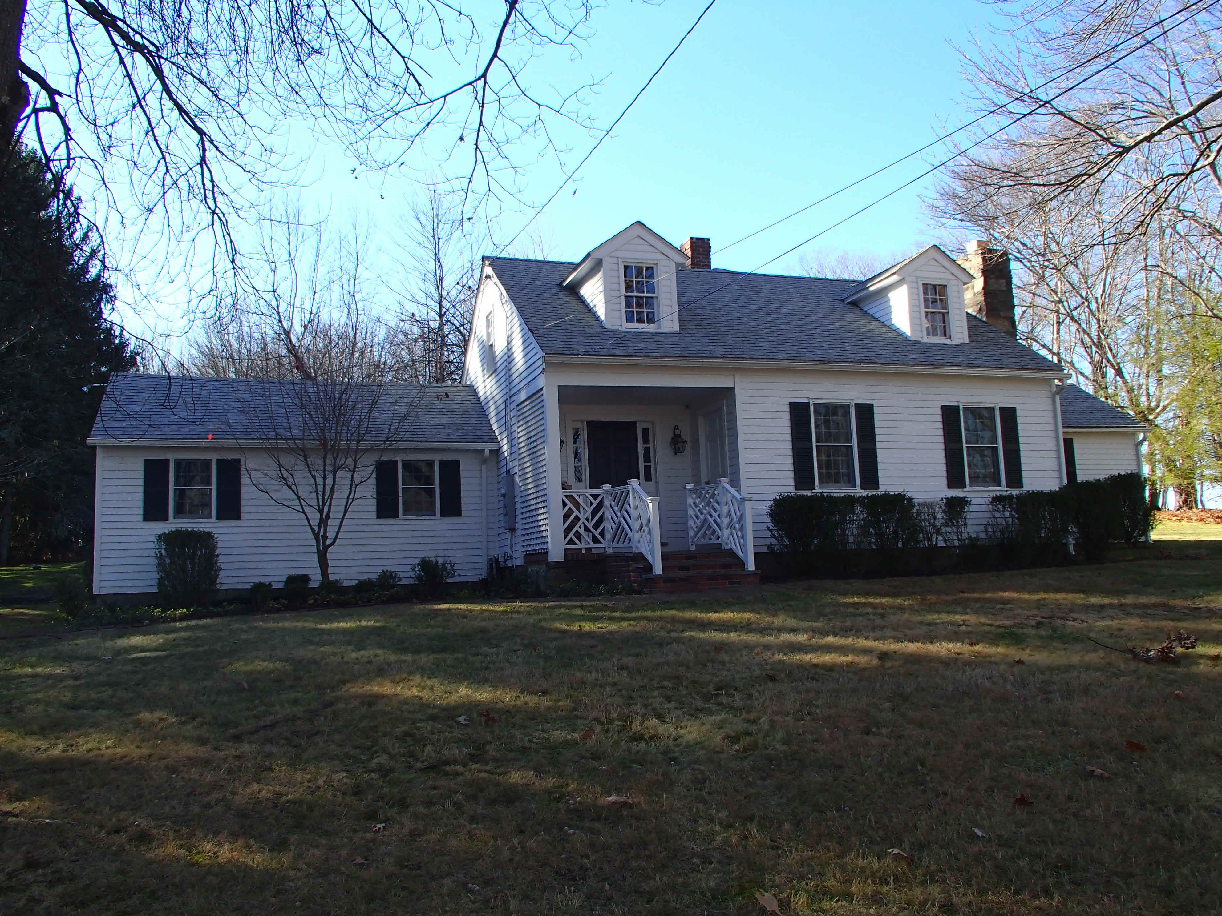 Building photograph for 229 HUT HILL RD
